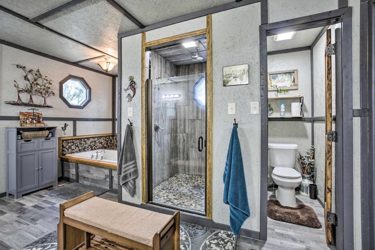 Waterfront Bay St Louis Beach House With Deck! Bay St. Louis Екстер'єр фото