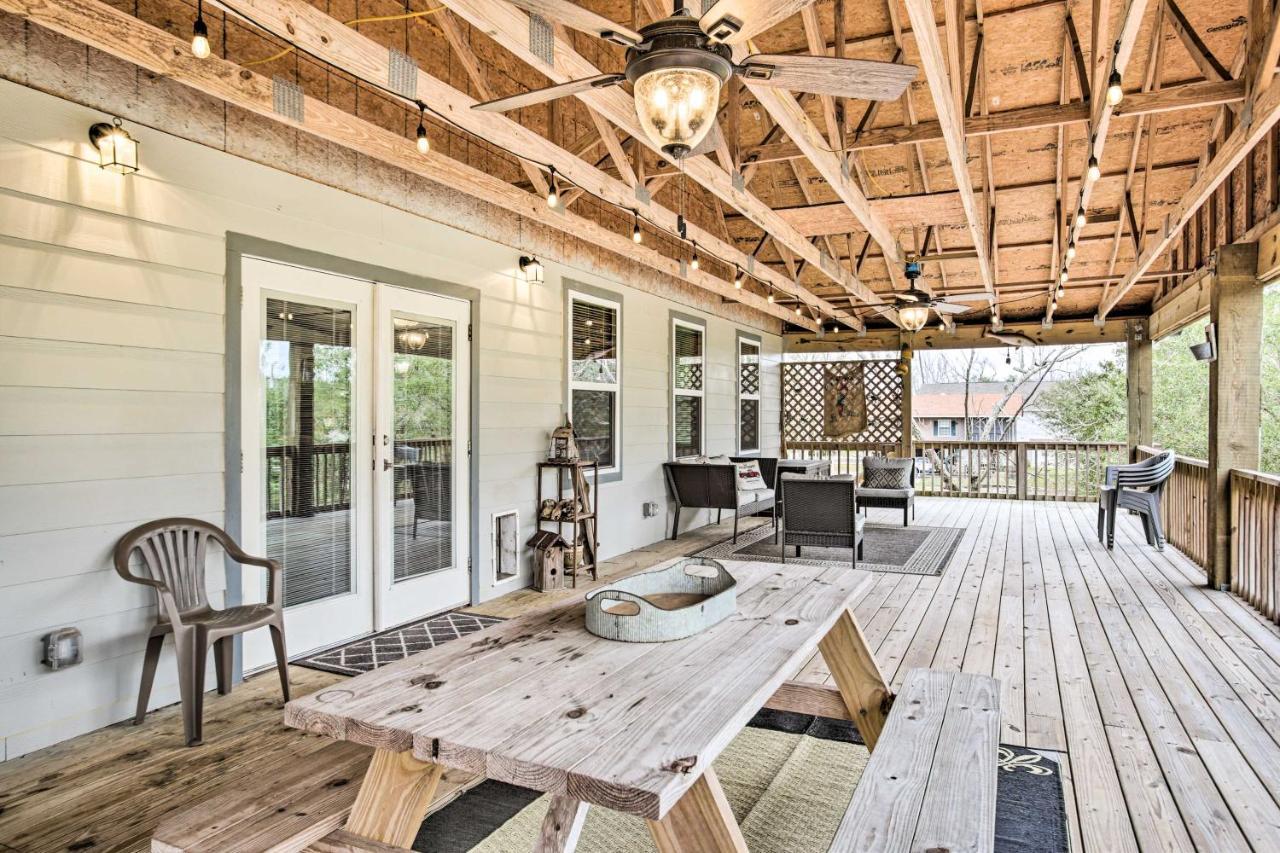 Waterfront Bay St Louis Beach House With Deck! Bay St. Louis Екстер'єр фото