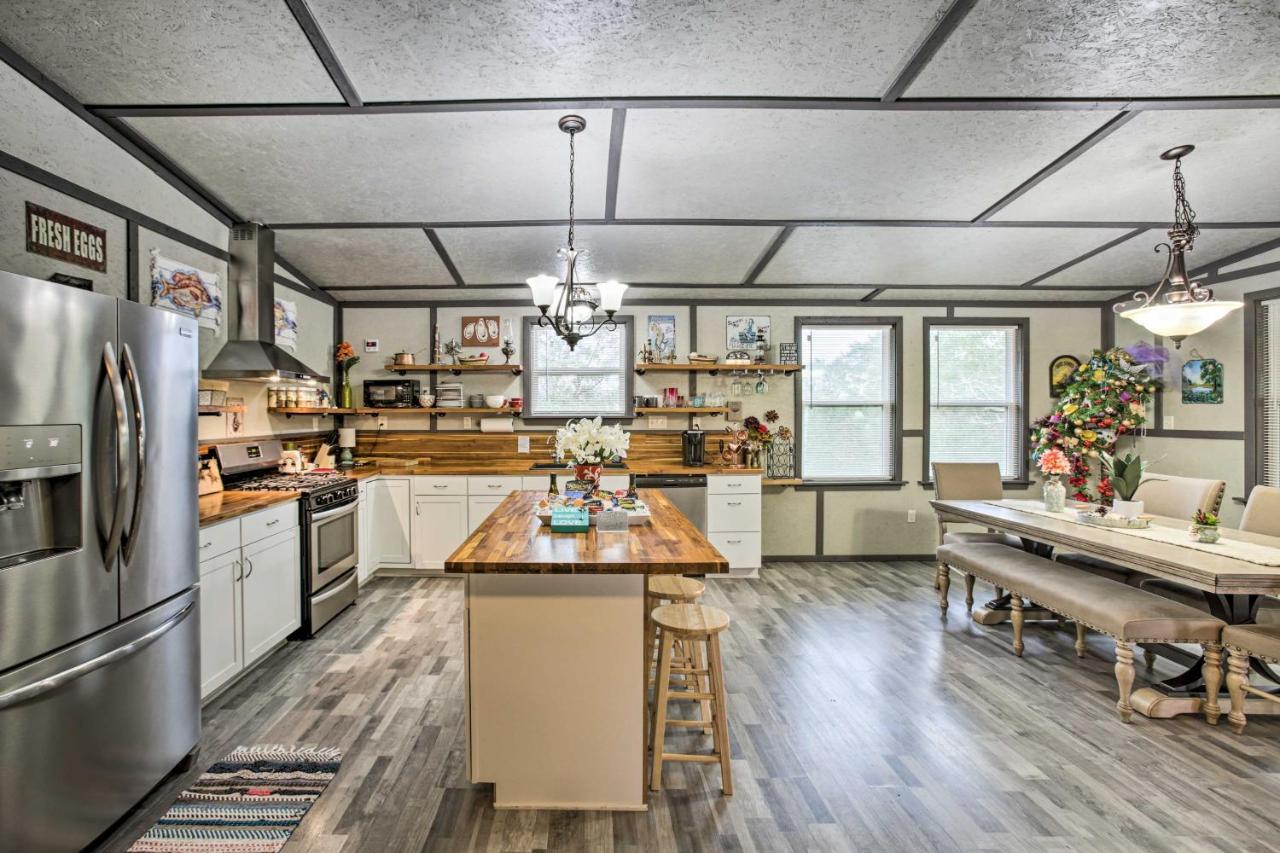Waterfront Bay St Louis Beach House With Deck! Bay St. Louis Екстер'єр фото