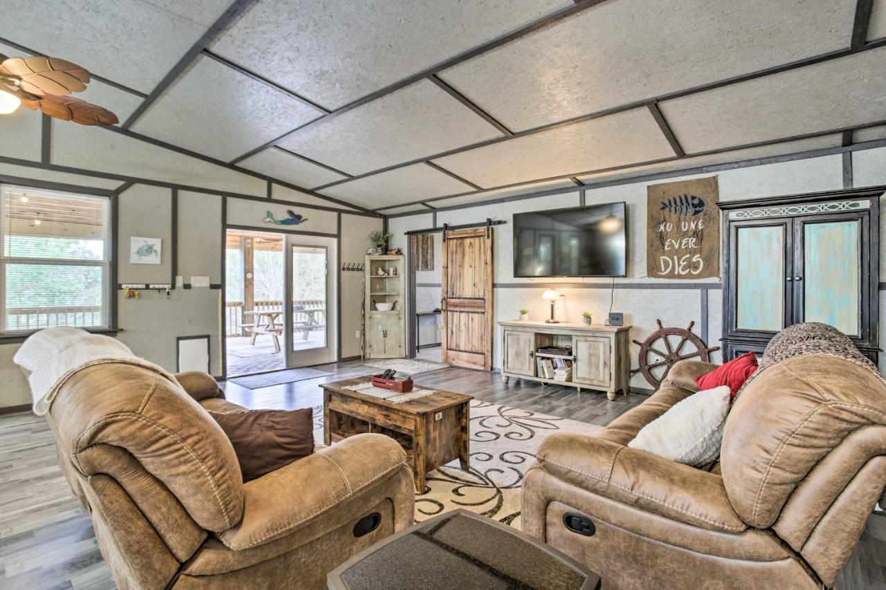 Waterfront Bay St Louis Beach House With Deck! Bay St. Louis Екстер'єр фото